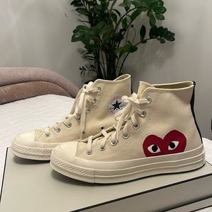 COMME DES GARCONS PLAY X CONVERSE